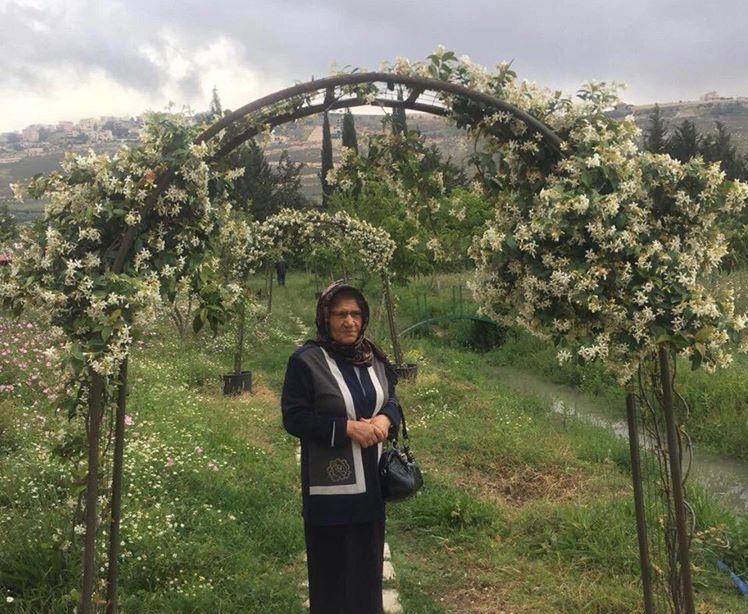 السيدة أم سمير زعرور.. يا جبل ما يهزّك ريح!