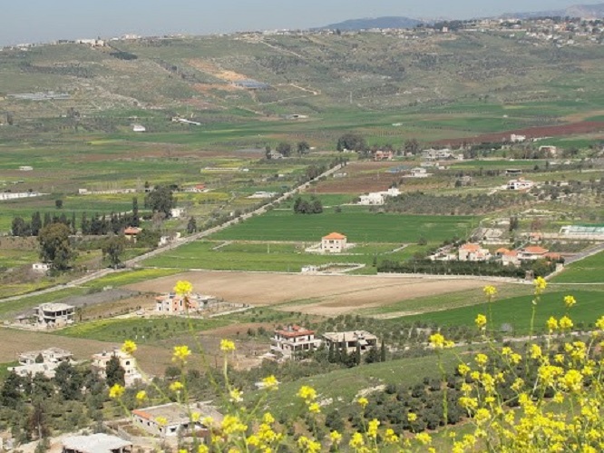 التعديات الإسمنتية على سهل الخيام في ازدياد