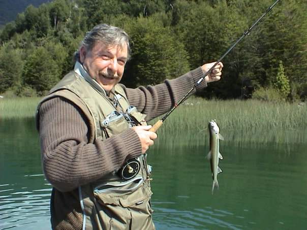 عبد الكريم نعمان غيث (طفل الحسين)، مواليد1944، مقيم مع أسرته في إسبانيا