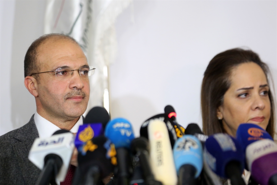 وقّع الوزير السابق حمد حسن قرار بقاء المراقبين في وظائفهم لكنه لم يُستتبع بتوقيع وزير المالية (مروان بو حيدر)