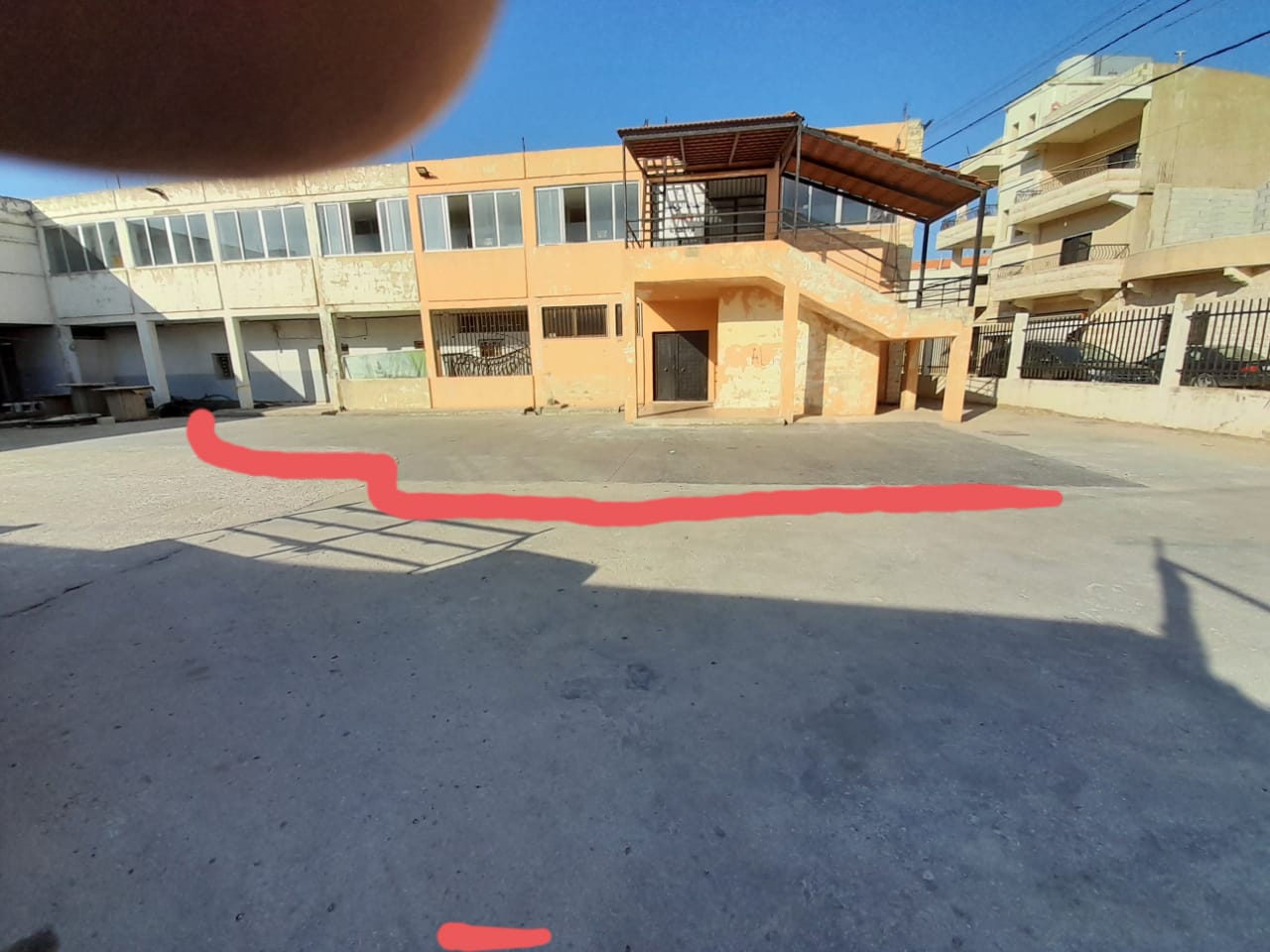 حدود الباطون المطبّع 