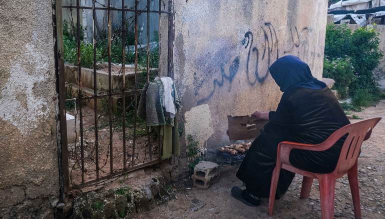 إمكانية الدفع بالليرة أكثر حظّاً من الدفع بالدولار 