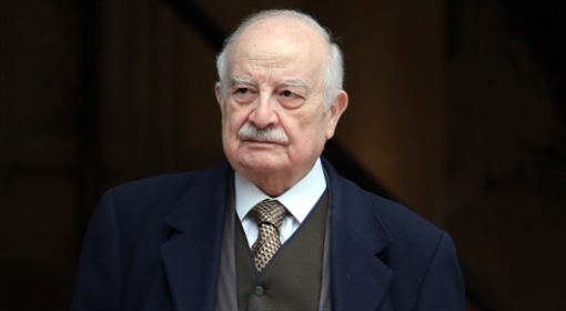  ألبير منصور: أخذتُ اللقاح في «الحريري»