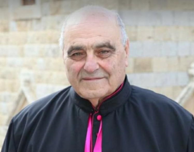  كاهن رعية بلدة القليعة الراحل المونسنيور منصور الحكيم