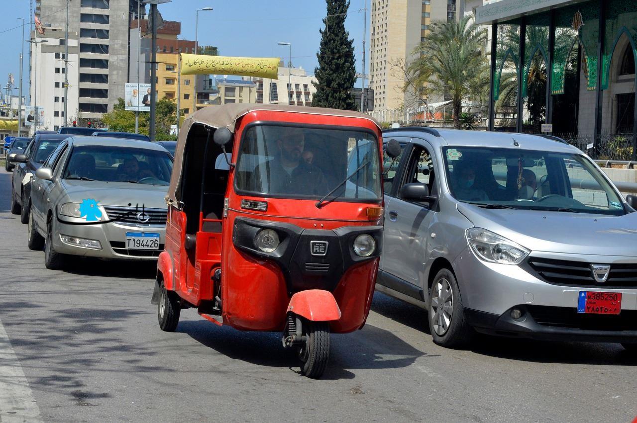 التوك توك يغزو الطرق اللبنانية (نبيل اسماعيل)