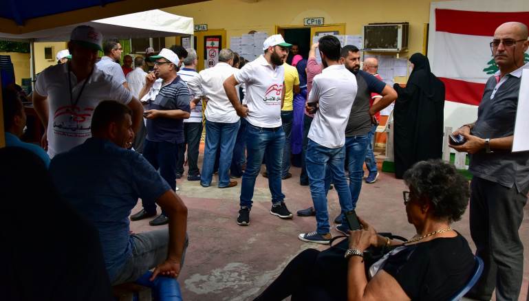 ألوف الشبان الجنوبيين حزموا حقائبهم وغادروا إلى إفريقيا