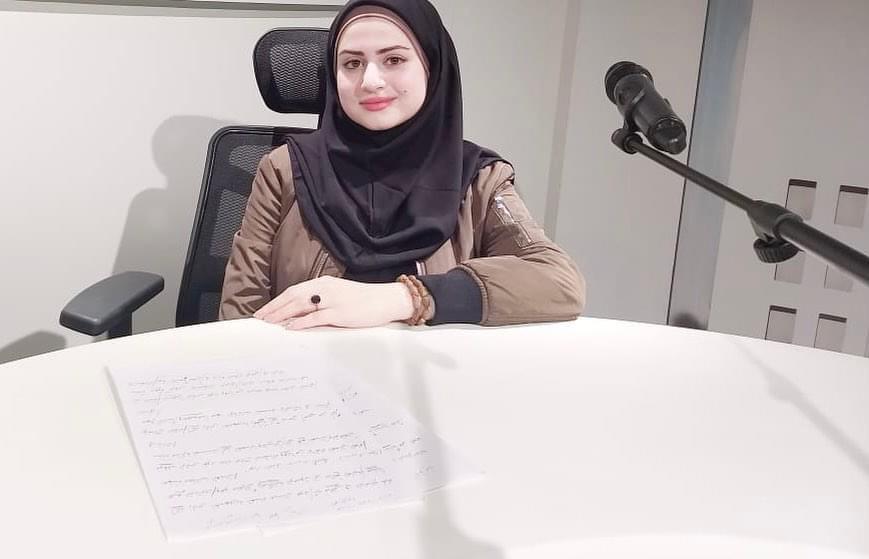 الكاتبة ملاك درويش