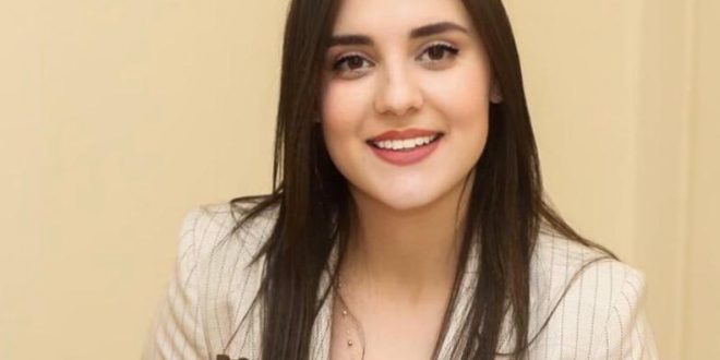 سألتزم باللون الطربي الذي اقدمه من القصائد المغناة