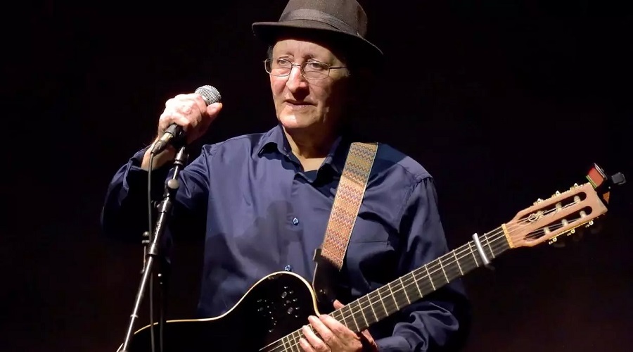 الفنان أدير.. حميد شريط