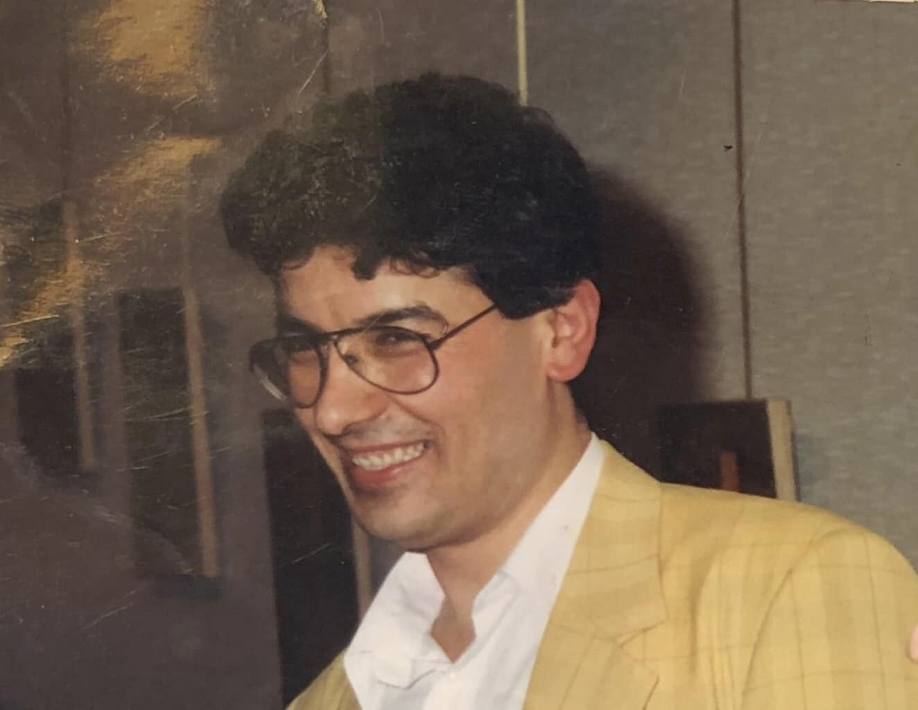 الدكتور يوسف غزاوي