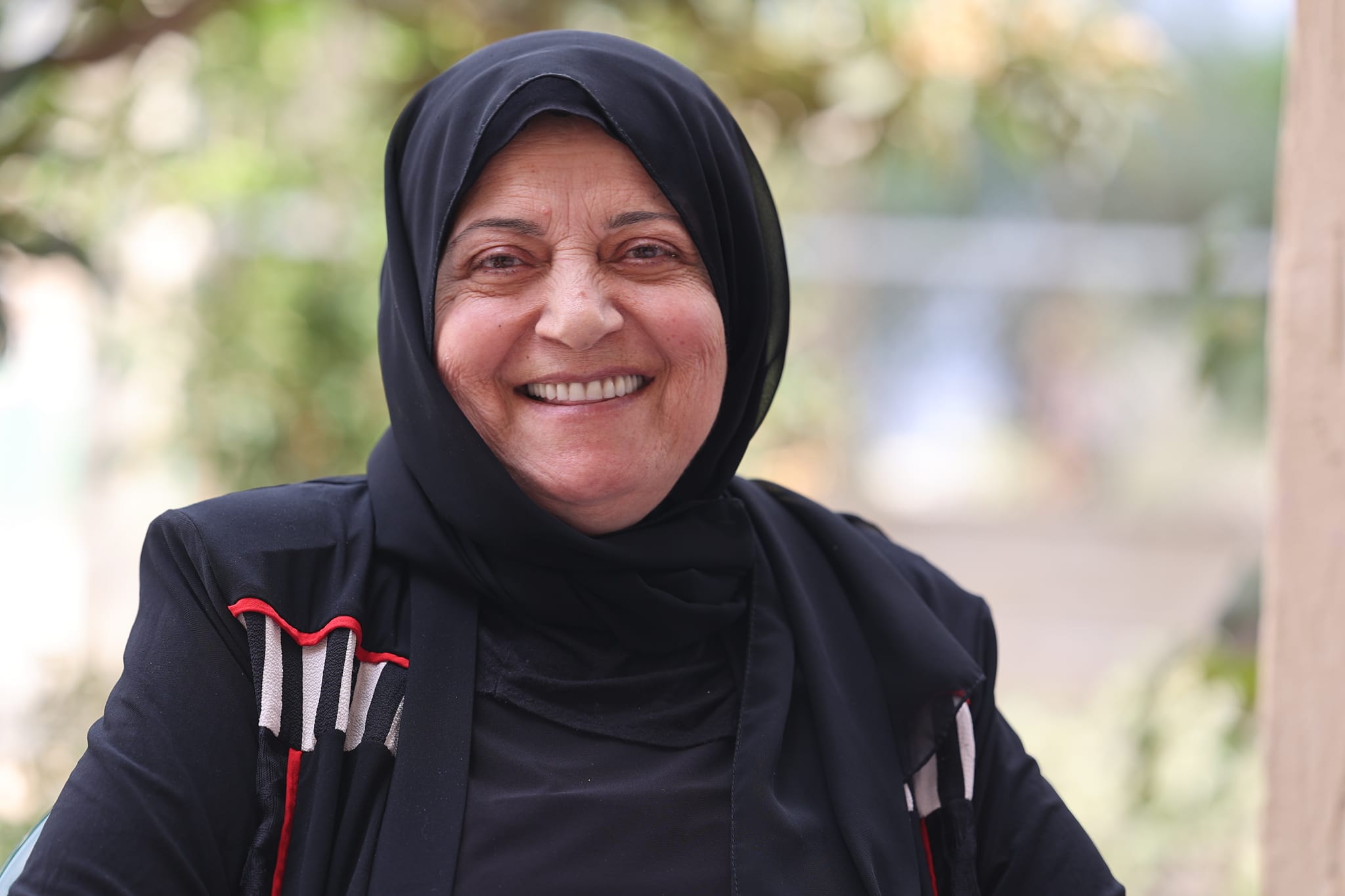 اختي خديجة، الله يطول بعمرك