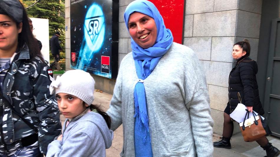 اعتصمت داخل المصرف حتى نالت تعهداً بتحويل الأموال إلى ابنها (المدن)