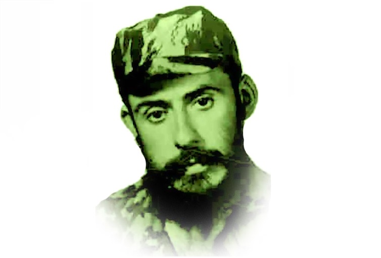 الاخضر العربي الرائد والقائد