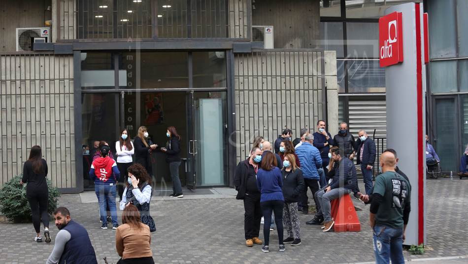 الشريحة الأوسع من اللبنانيين لم تستغ بعد رفع تعرفة الاتصالات (علي علوش)