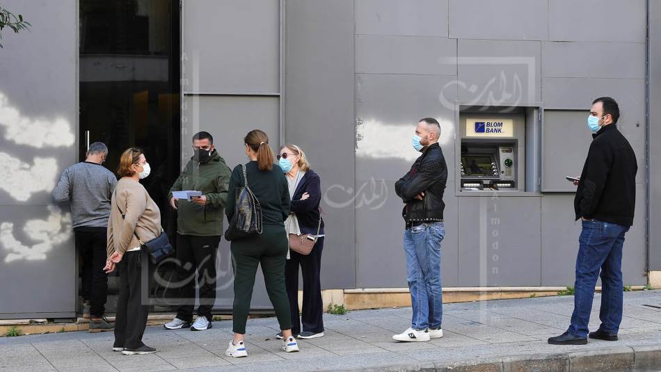 منذ بداية السنة، استبقت المصارف خطّة التعافي المالي بمكر (عباس سلمان)