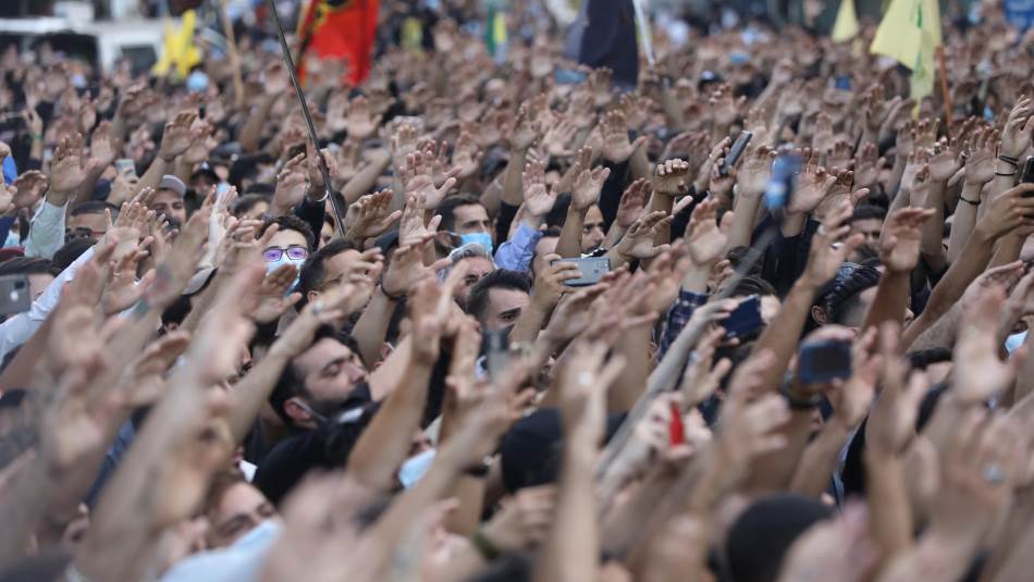 تضج الساحة السياسية بالأفكار وبالاستعداد لمراحل غير مبلورة بعد(Getty)