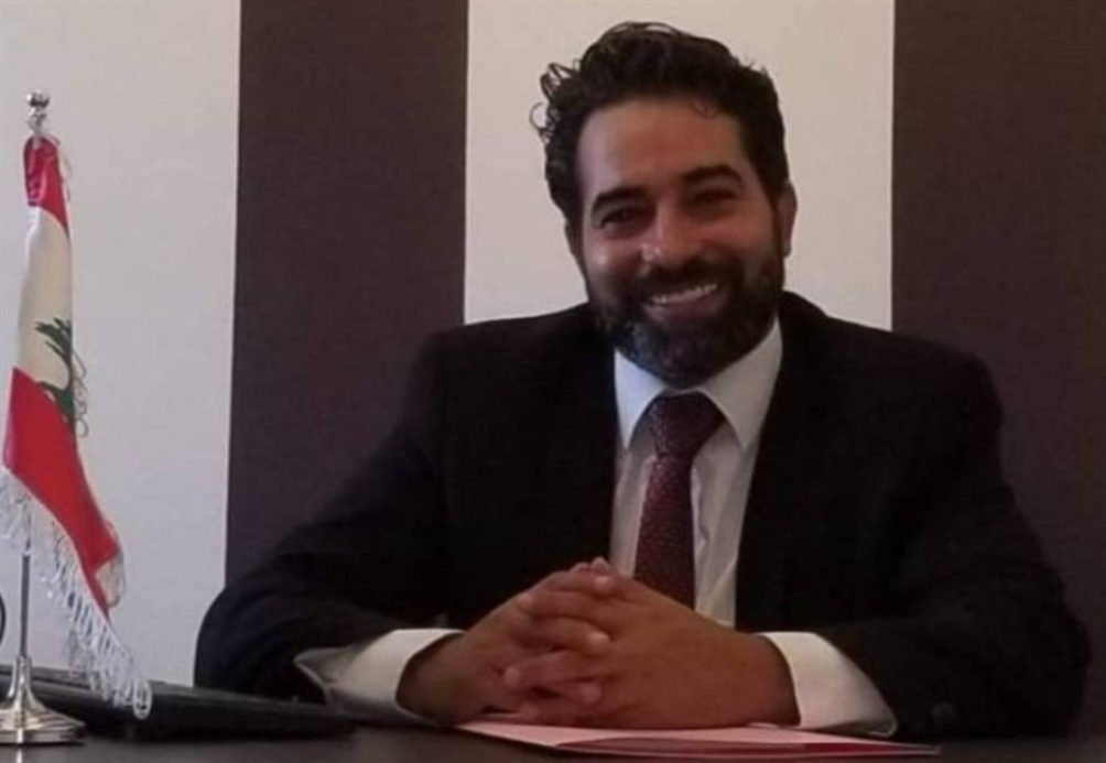 المحامي جاد طعمة، منسّق اللجنة القانونية في المرصد الشعبي لمحاربة الفساد (الذي تبنّى الدفاع عن حقوق الجامعة في هذا الملف)