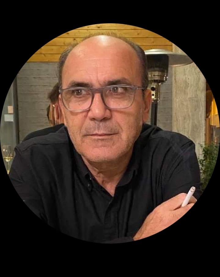 محمد فرحات قد ثبت الرهان على طاقة الحرف والكلمة في قدرته الابداعية في نقل صورة وترجمة وجدان