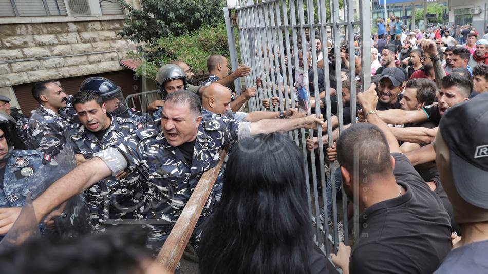 وقع صدام بين أهالي تكريت والقوة الأمنية (علي علوش)