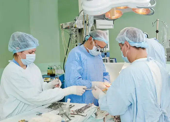 التبرع بالكلى لإنقاذ المرضى.. عملية آمنة