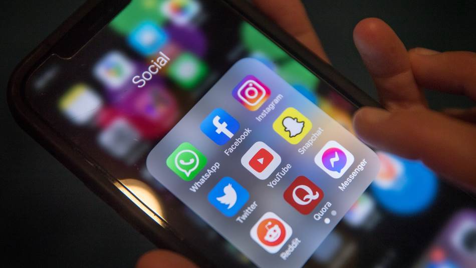 الحظر الظلّي هو سلاح سري لإسكات المستخدمين المزعجين (Getty)