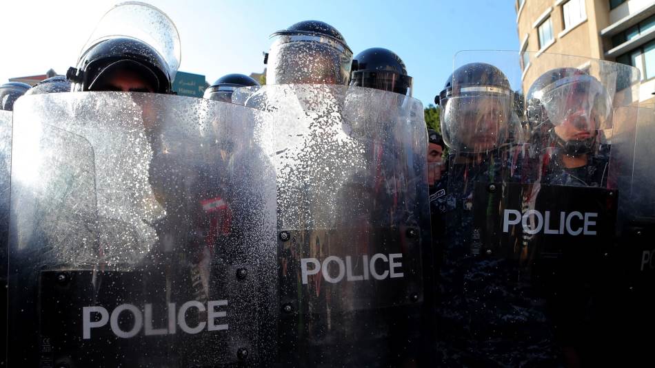 سجلت في السنوات الأخيرة عشرات حالات انتحار بين صفوف العسكريين (Getty)