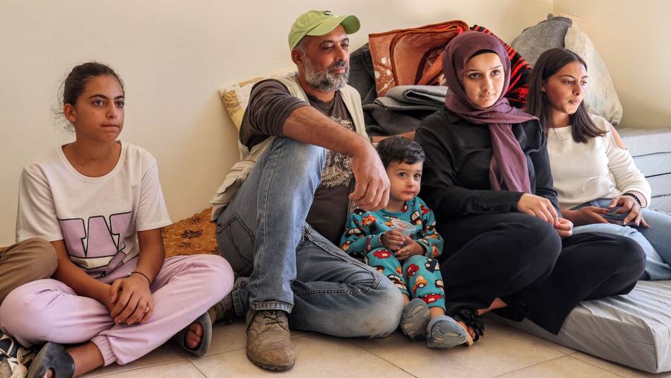 يتكافل الجنوبيون مع بعضهم البعض (Getty)