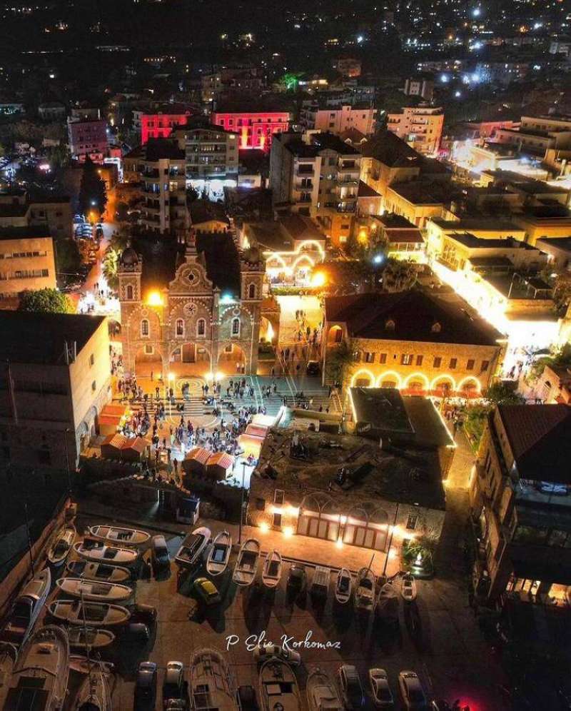 البترون.. عاصمة الميلاد