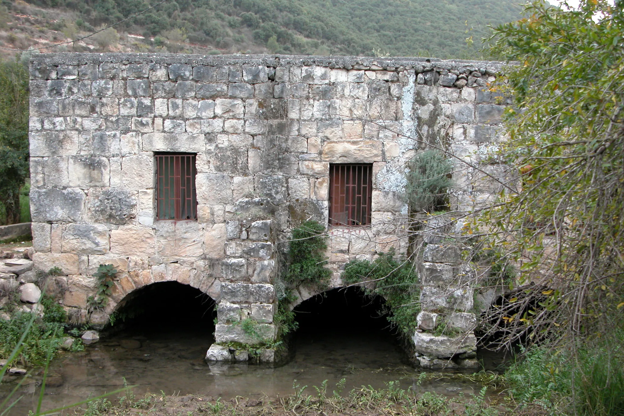 معصرة قديمة في منطقة الجنوب (تصوير كامل جابر)