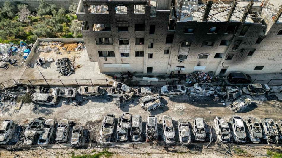 آثار الاعتداءات الاسرائيلية في حوارة في نابلس