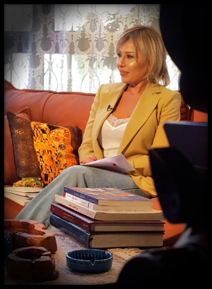 الإعلاميّة المتألقة د. عبير شرارة 