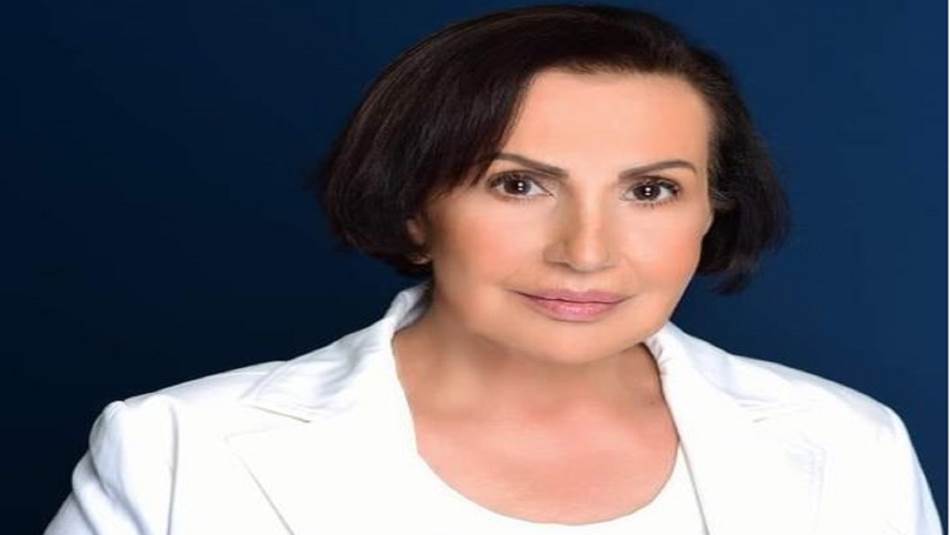 لا أُؤَرِّخ، ولا أكتب سيرة أو رواية.. أردتُ الكشف عن بعض ما خضناه منذ الخمسينات وحتى التسعينات