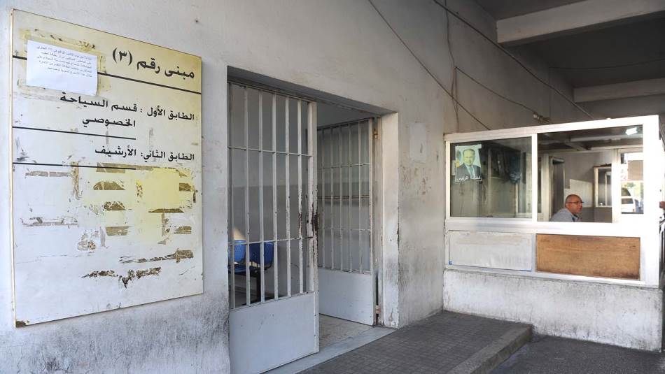 يقتصر عمل النافعة على تسجيل السيارات الأجنبية فقط (مصطفى جمال الدين)