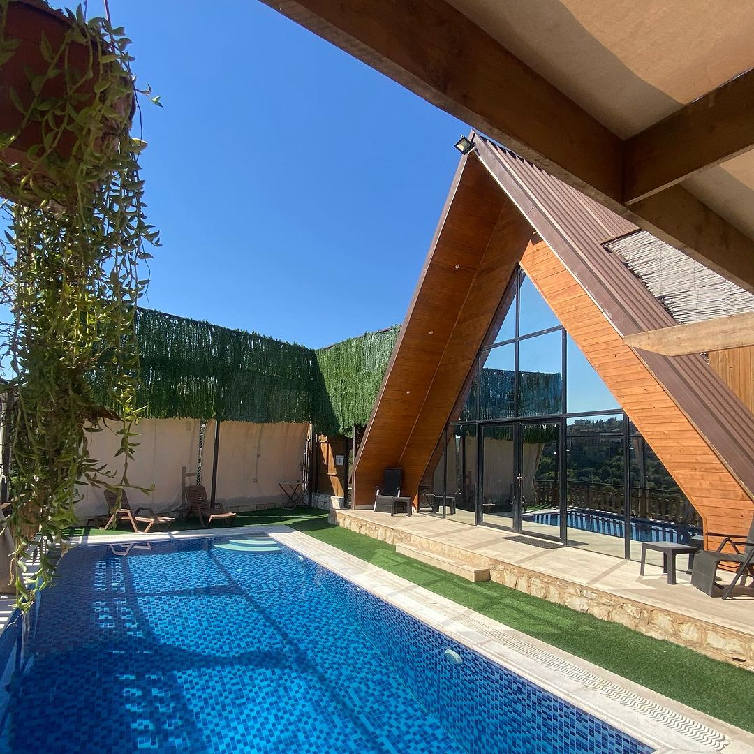 من صفحة zaytouna chalet