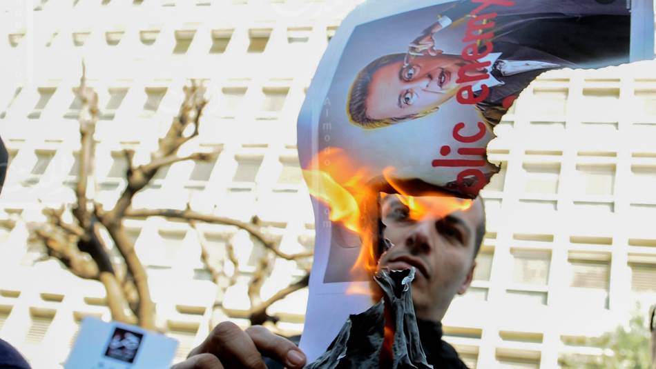 يرفض المودعون حجّة الاستقرار لتمرير السلطة السياسية استحقاقاتها وتسوياتها (مصطفى جمال الدين)