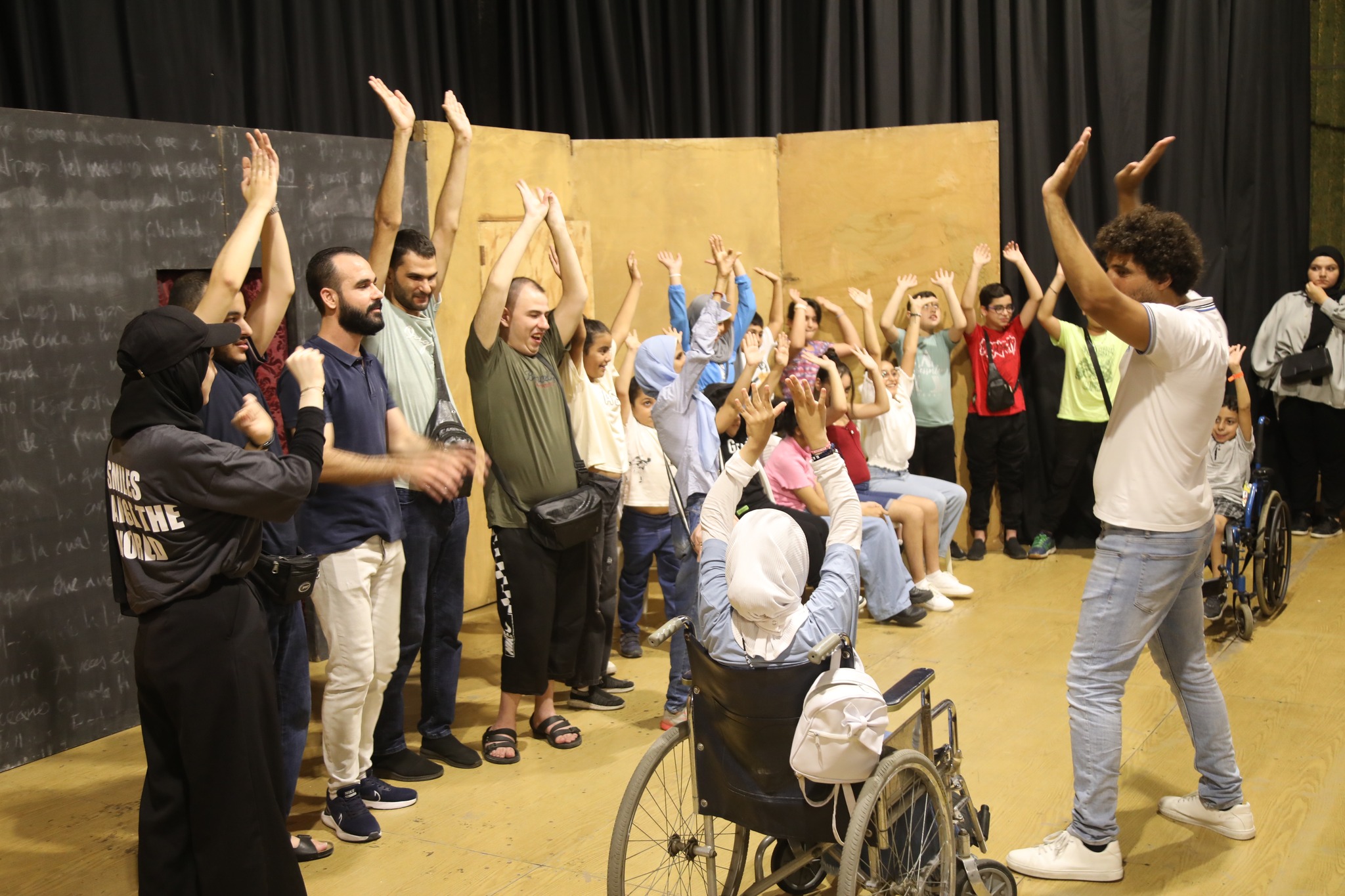 من الورشة التدريبية بالمسرح 