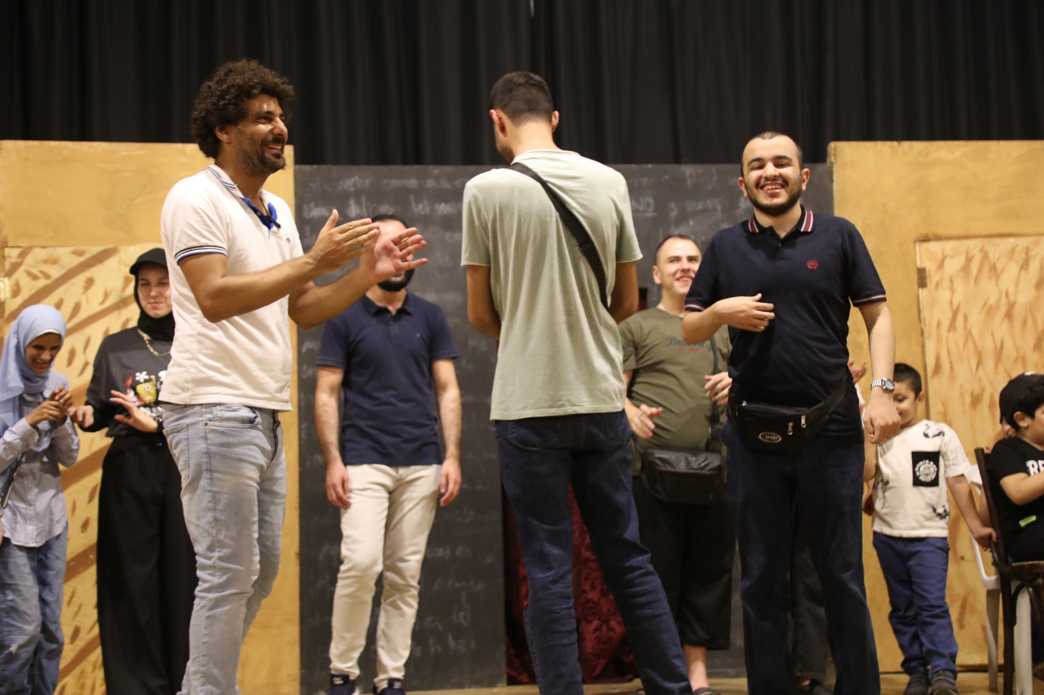 من الورشة التدريبية بالمسرح 