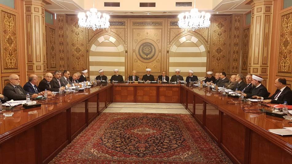 يشكل التمديد للمفتي بالنسبة لكثيرين خيار افضل الممكن