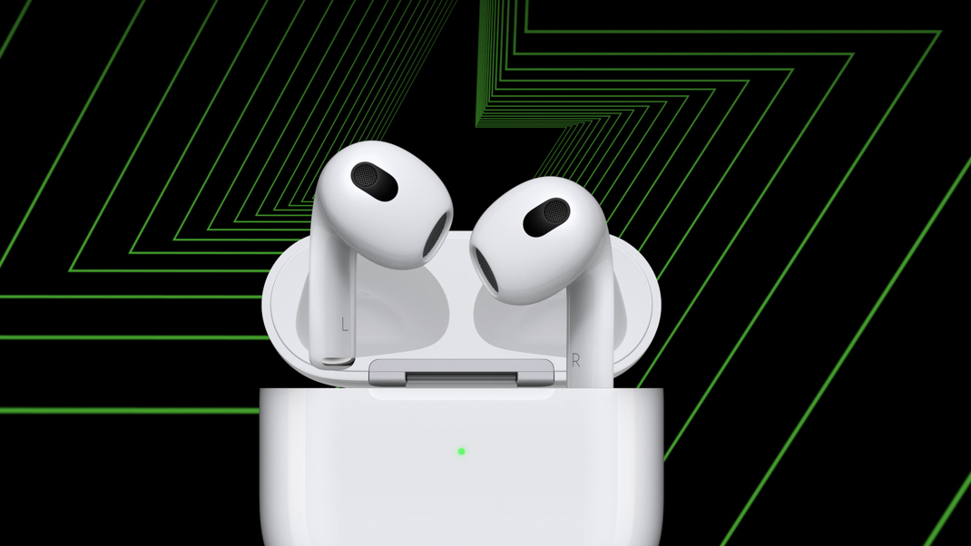 سماعات إيربودز AirPods 4