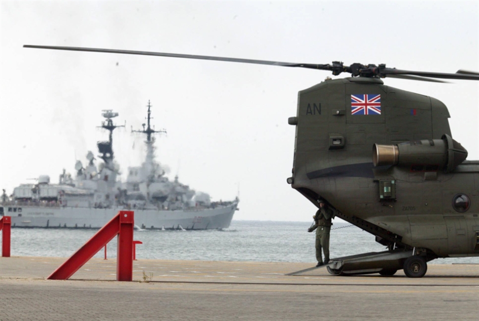 الجيش يسحب ترخيصاً لضابط سابق يحاول التحرّك بصفة صحافي