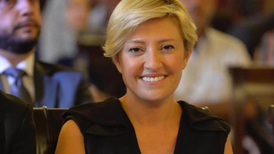 إطالة مدة توقيف شعبان تأتي لدفع وزير التربية عباس الحلبي إلى اتخاذ قرار باستبدالها (فيسبوك)