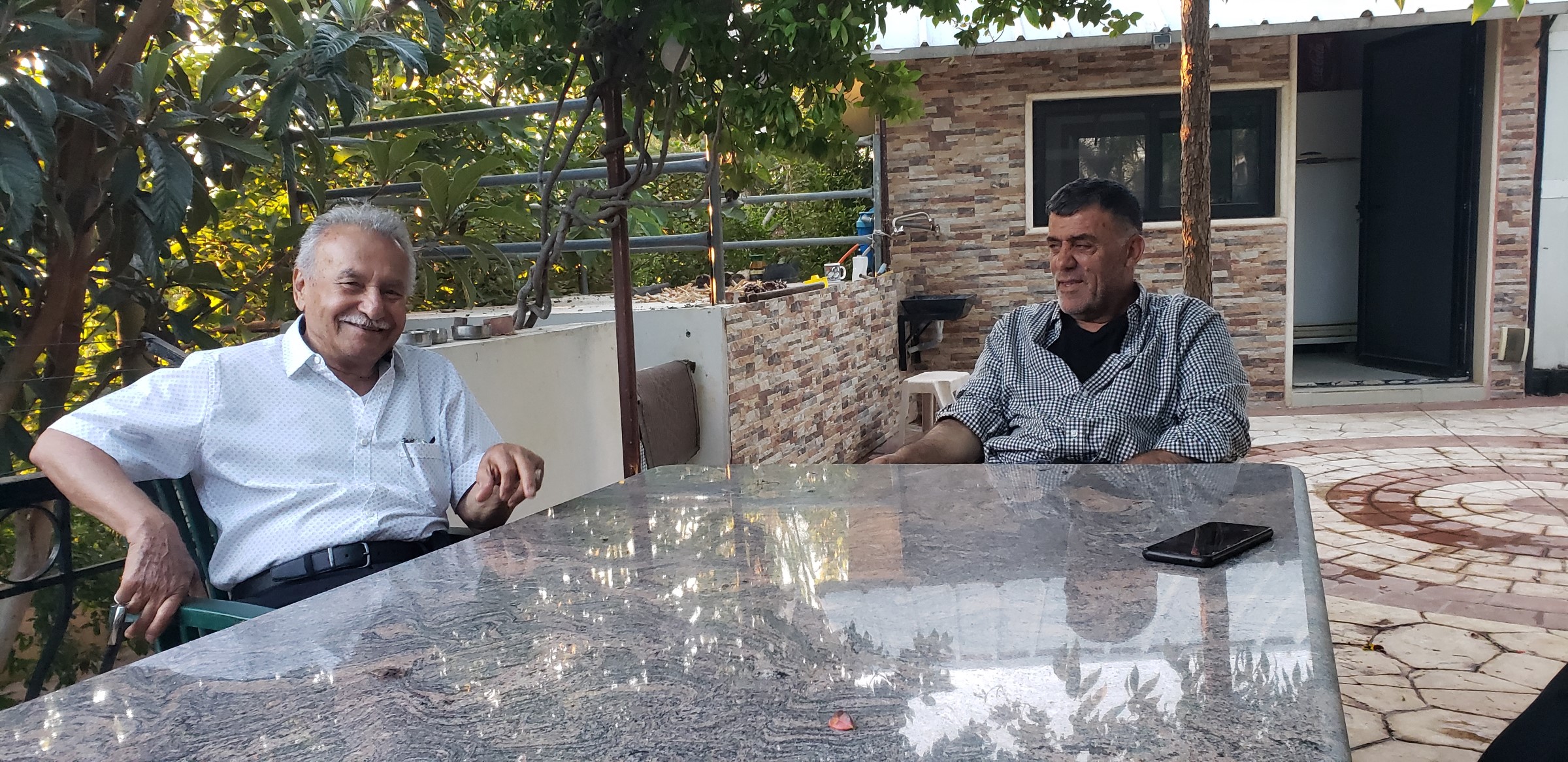 أبو علي حسن عكر والمختار أبو فيروز