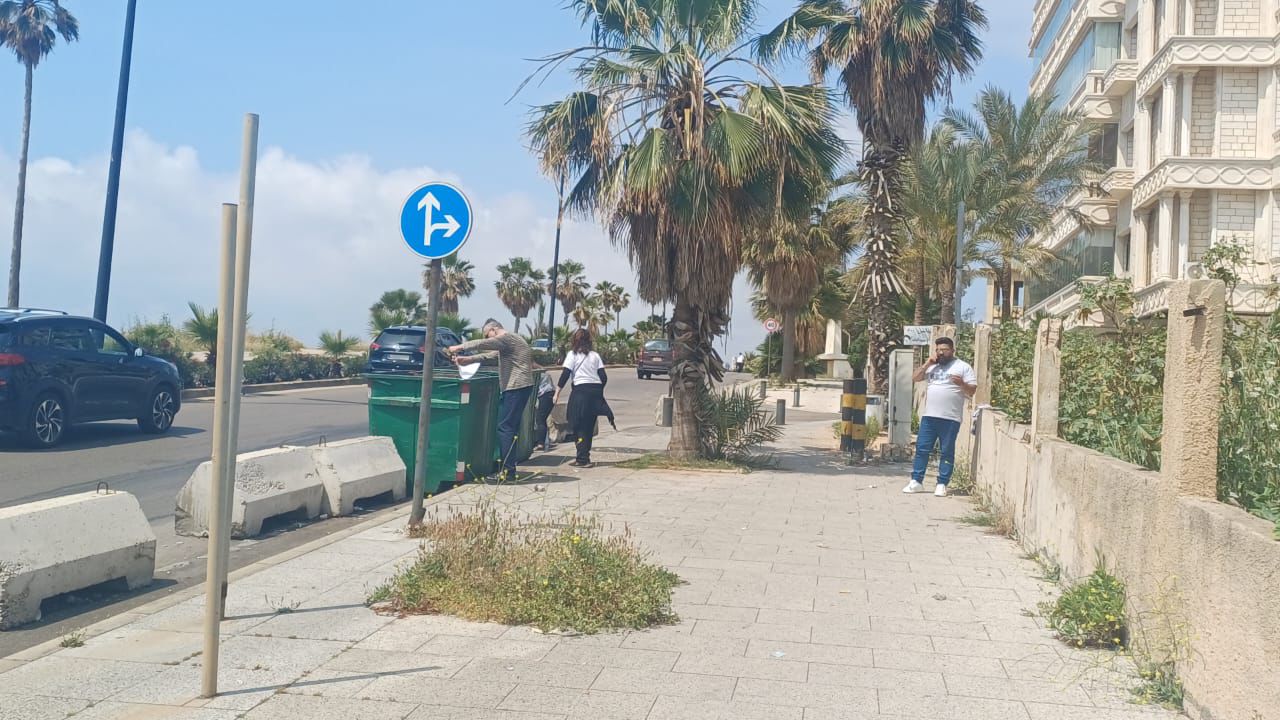 وصلت التحركات ضد أصحاب المصارف إلى منزل نديم القصّار في الجناح