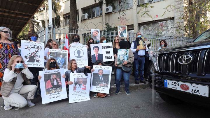 يقود البيطار ملفه باصرار وعناد، تمهيدًا لتفجير قراره الظنيّ في العام 2025 (علي علوش).