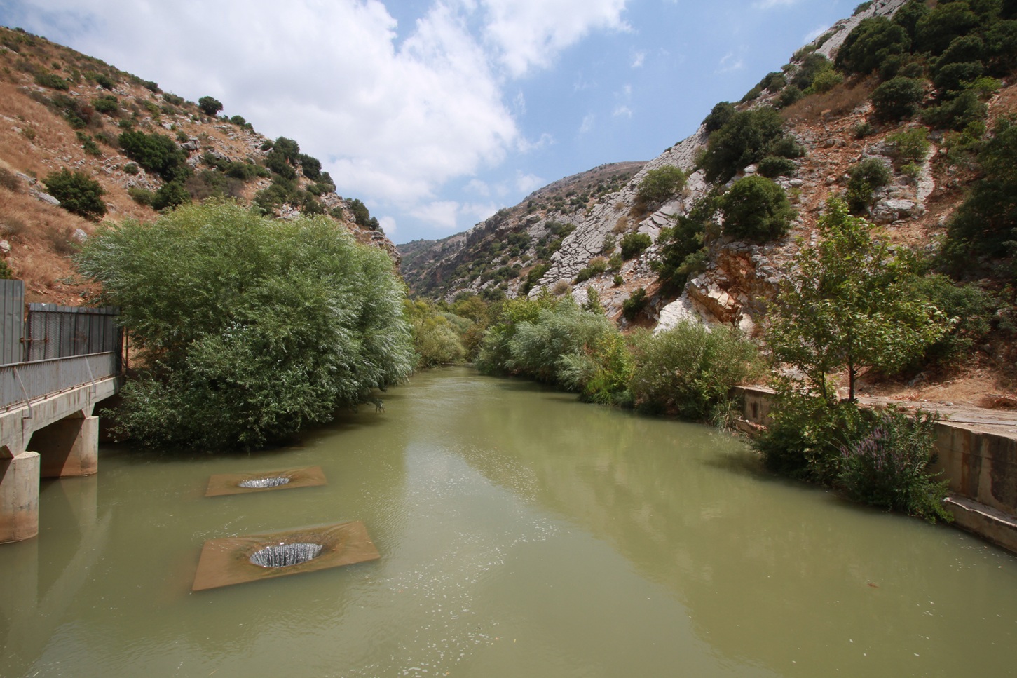 محطات الضخ في الطيبة على نهر الليطاني ما قبل الحرب الأخيرة (كامل جابر - اندبندنت عربية)