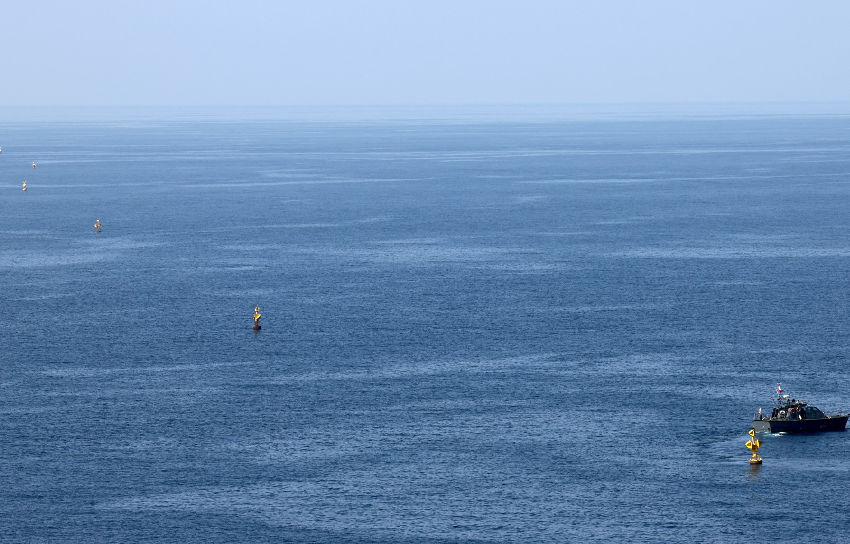 بلدة ملاصقة للبحر الأبيض المتوسط تتبع قضاء مدينة صور في القطاع الغربي من جنوب لبنان (أ ف ب)