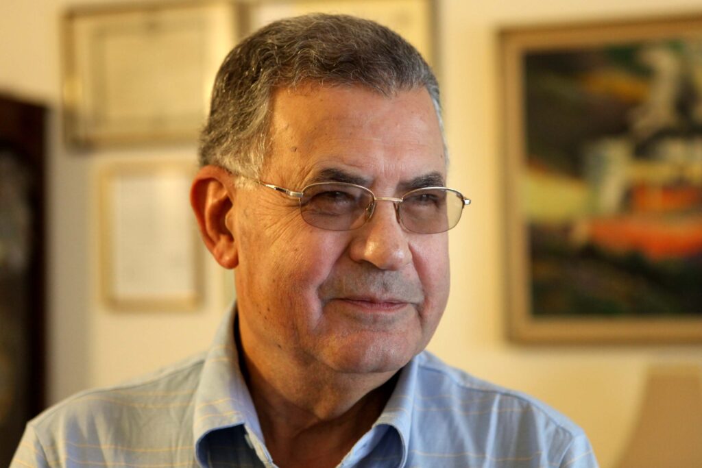 المؤرخ الراحل د. إبراهيم بيضون