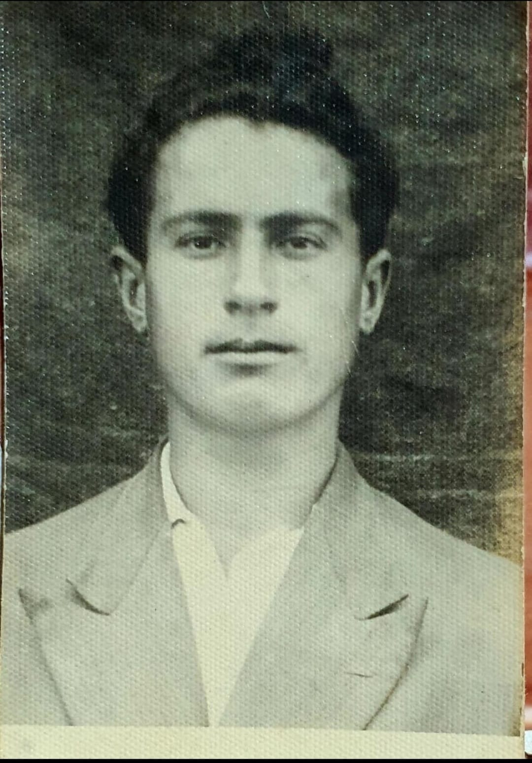 والد الكاتبة هيفاء نصّار المرحوم الحاج حسين نصّار