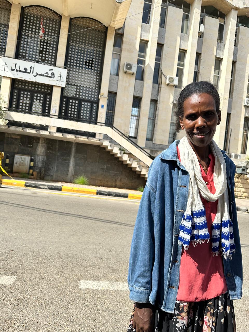 ميزريت هايلو أمام قصر العدل في بعبدا