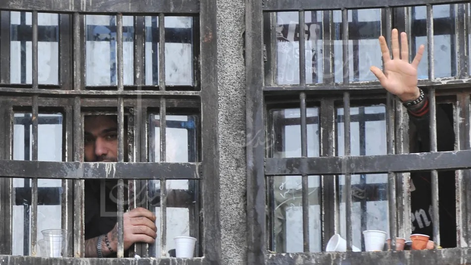 سجن رومية - يحكم القانون هذا الملف إسوةَ بغيره، لكنه يحظى باهتمامٍ سياسي بالغ من الطرفين. (علي علوش)